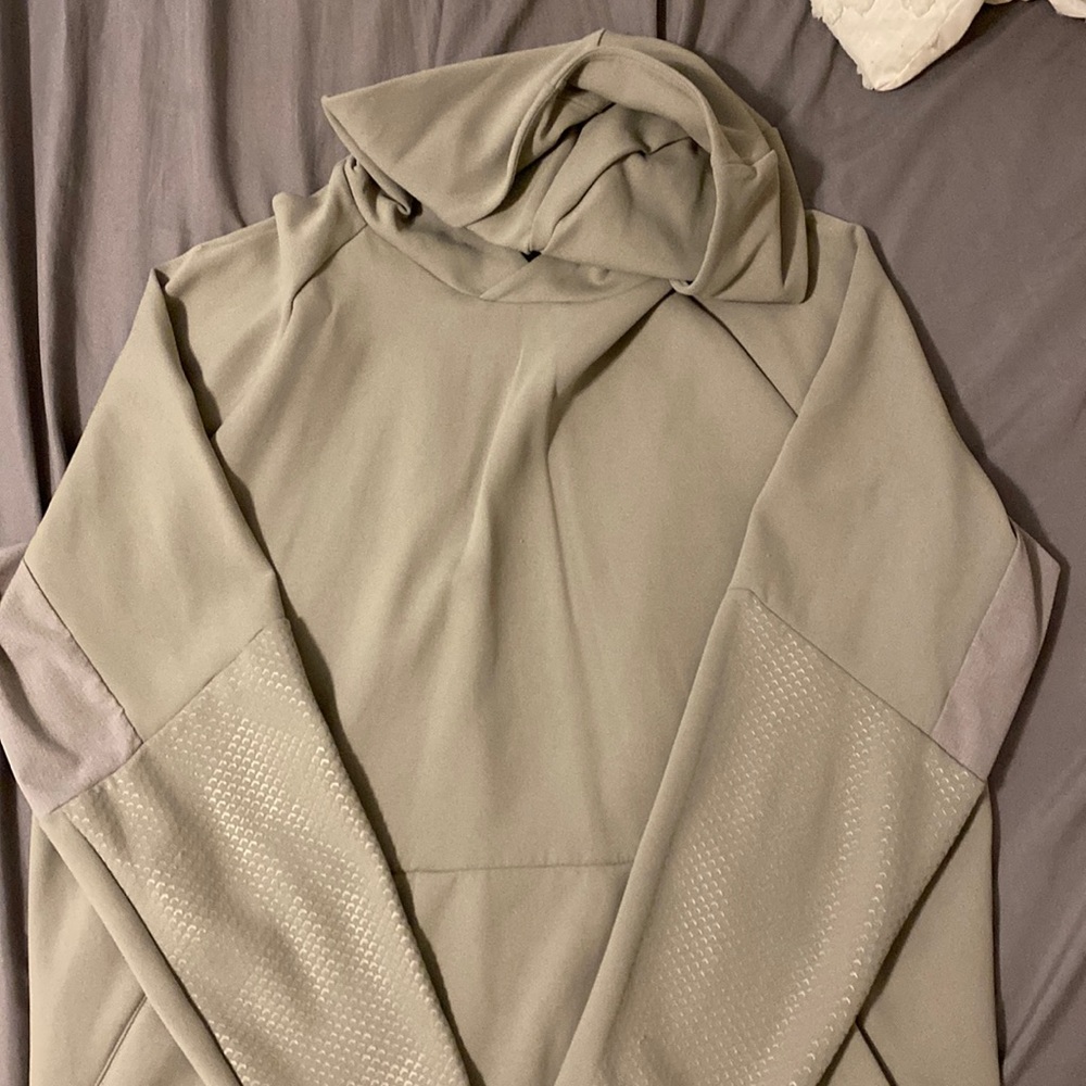 Mens Lululemon hoodie size L